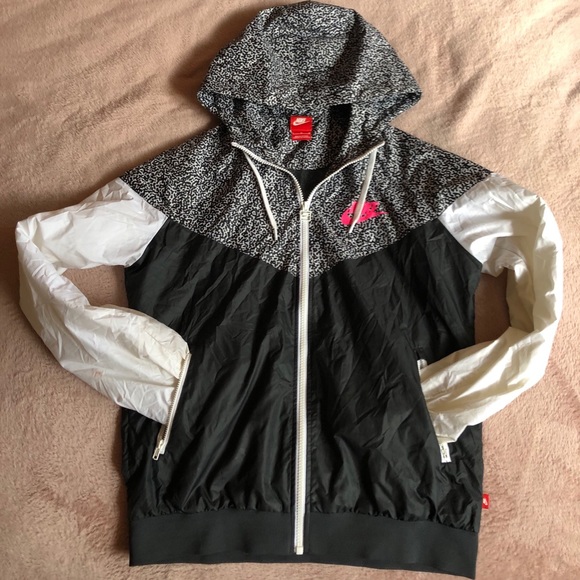 Nike Jackets & Blazers - Nike Rain Jacket
